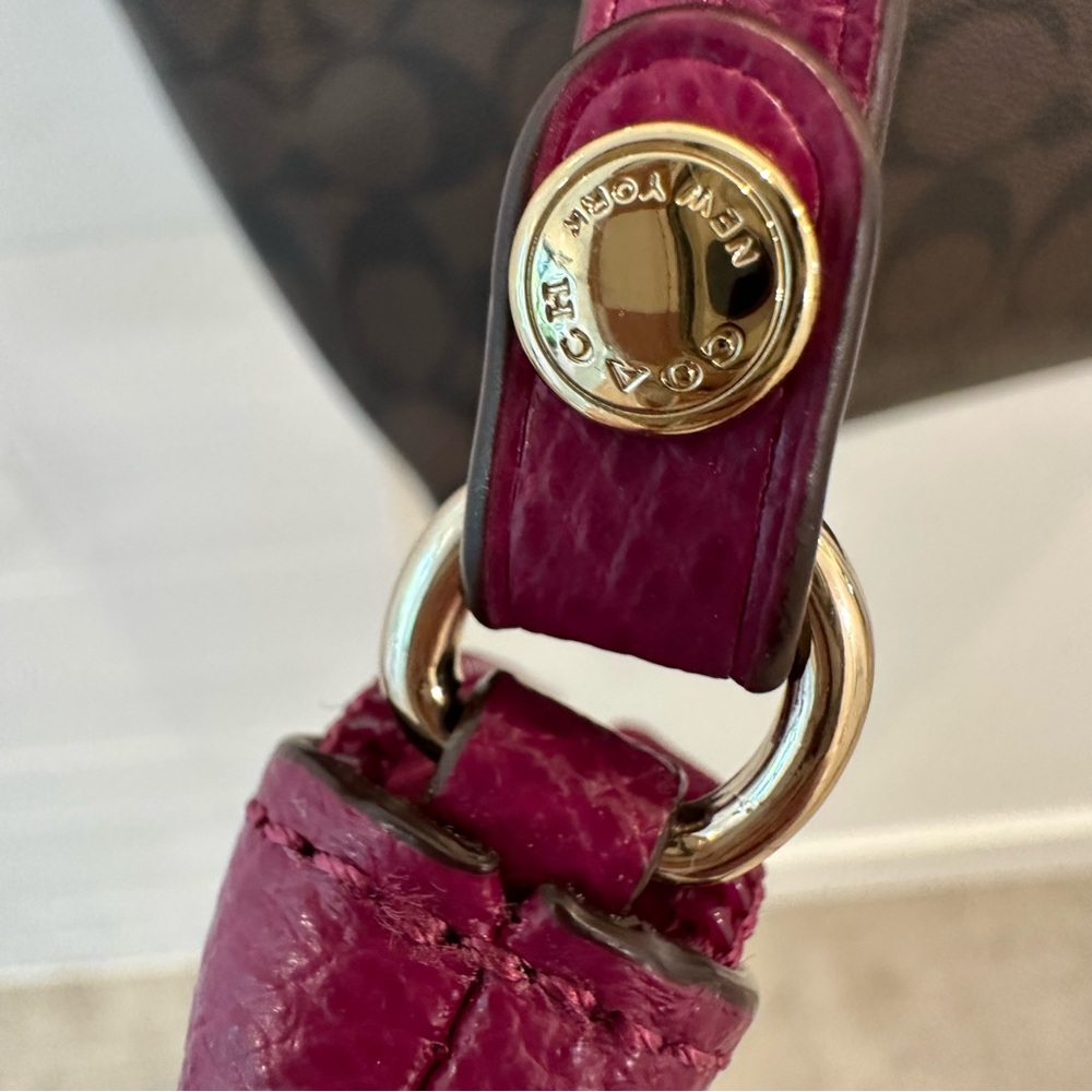 Coach Reversible City Tote In Signature Canvas  Dark Brown and Magenta - Picture 6 of 16